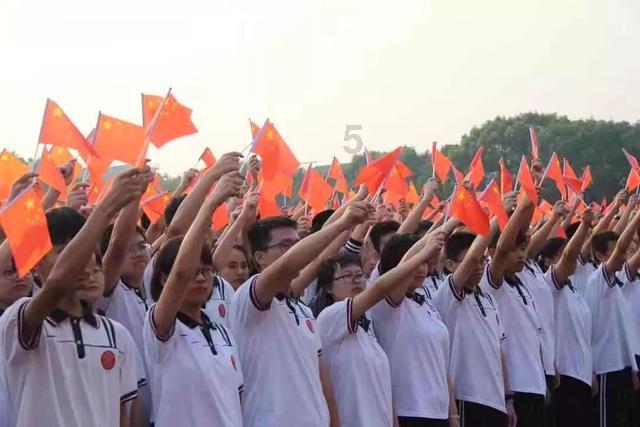 拉美首位华裔总统:华工后代逆袭一国总统,始终不忘华夏儿女身份